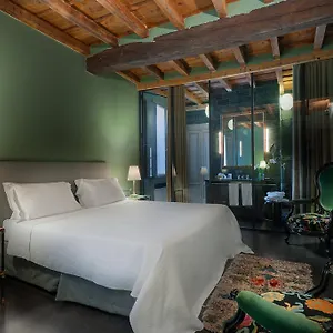 maison-borella.it-lombardy.com/